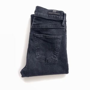 CITIZENS OF HUMANITY - Rocket Crop Mid Rise Skinny Jean - Size 24